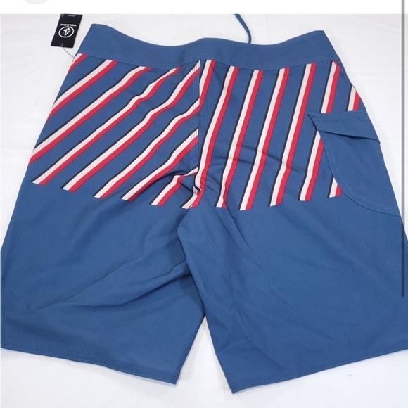 Volcom  Board Shorts Size 36 blue and red - Picture 2 of 8